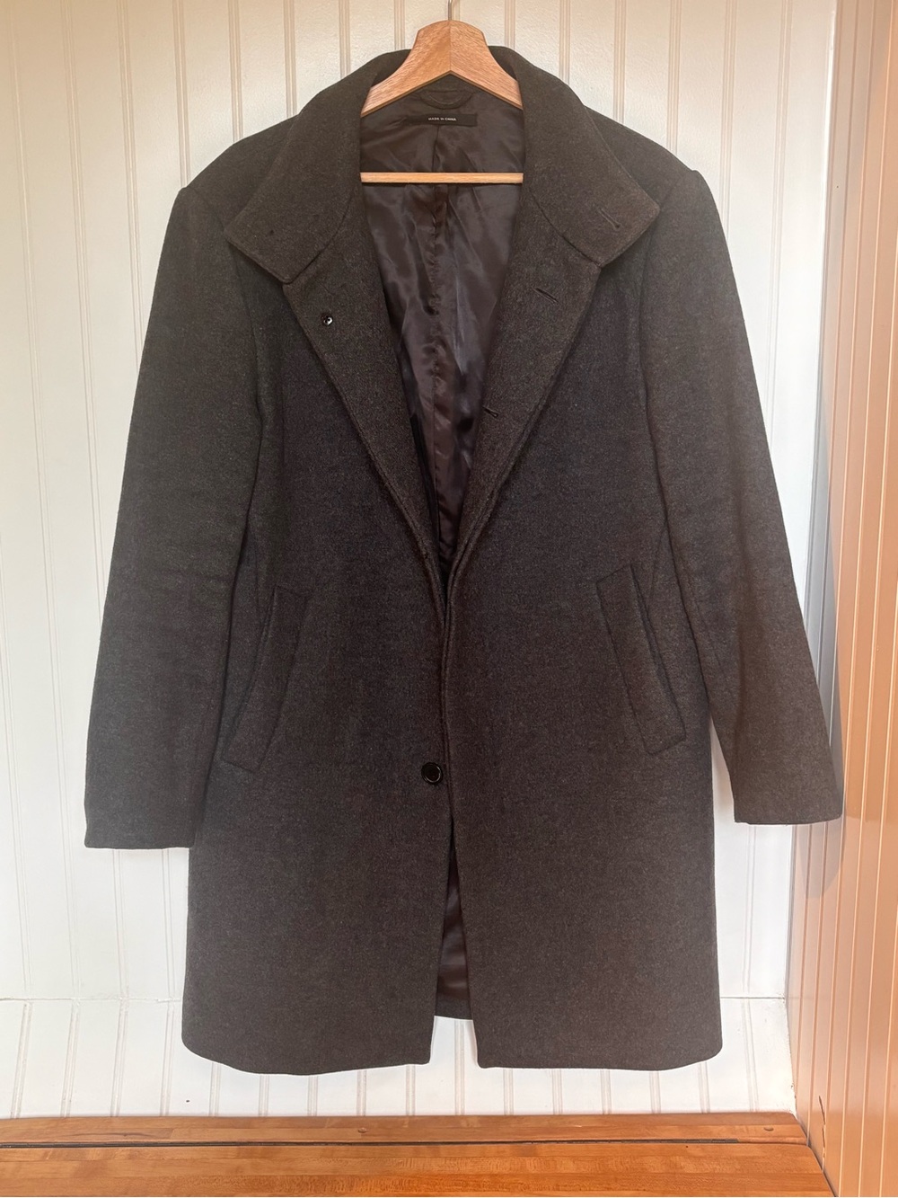 Club Monaco Italian Fabric Dark Charcoal Wool Tailored Pea Coat Men’s sz medium